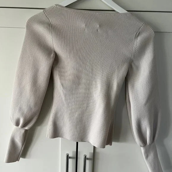 Aritzia Square Neck Blouse NWOT - Picture 2 of 2